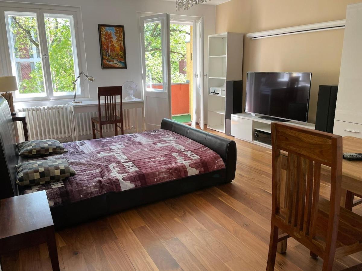 Modern And Cozy Apartment In Good Location Berlin Kültér fotó